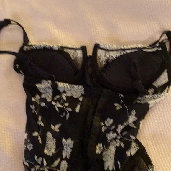 Lingerie set - Picture 5 of 7